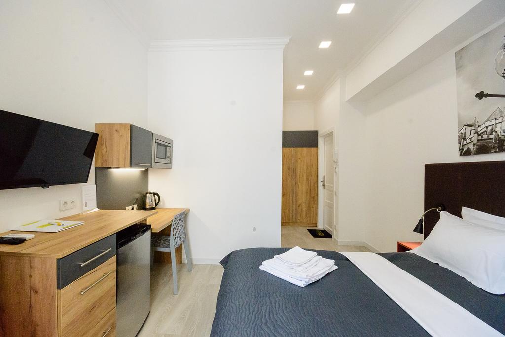 Partner Guest House Khreschatyk Київ Екстер'єр фото