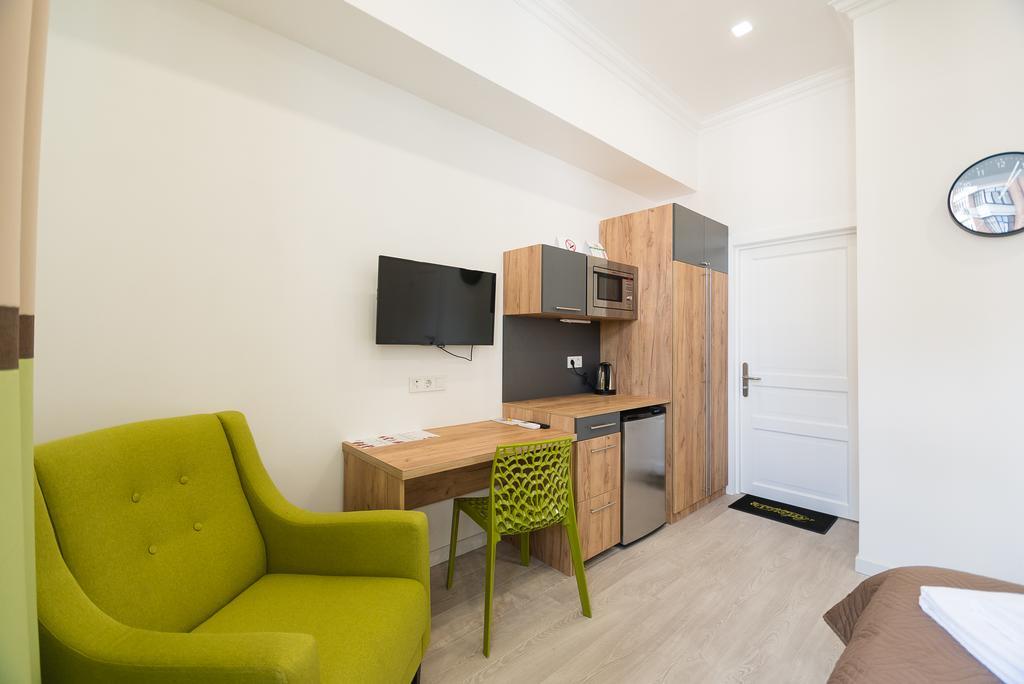 Partner Guest House Khreschatyk Київ Екстер'єр фото